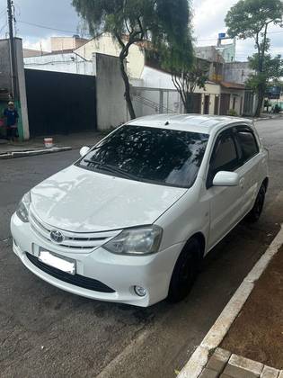 TOYOTA ETIOS 1.3 XS 16V FLEX 4P MANUAL